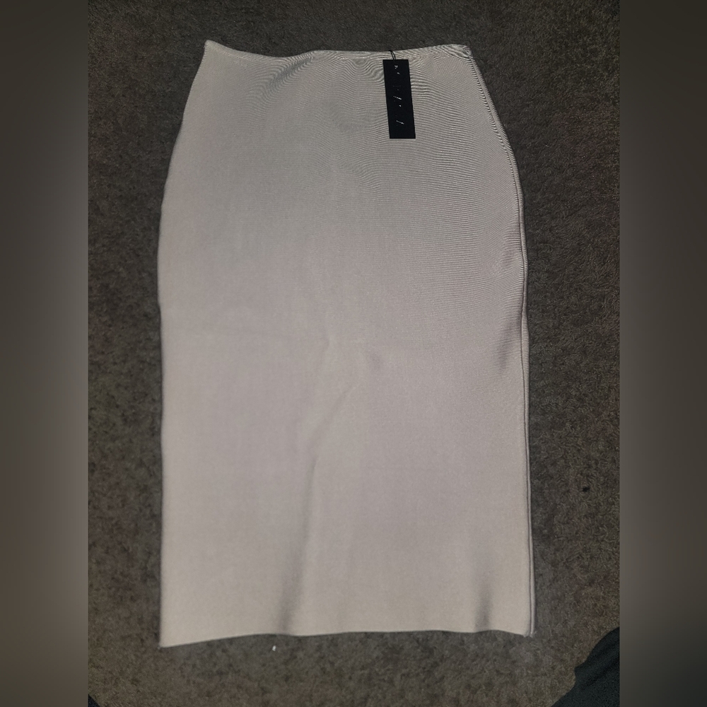 Gracia pensil skirt, size M, champagne color